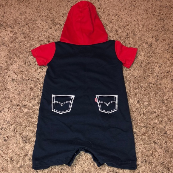 NWOT Kids Levi’s Onsie - Picture 2 of 4